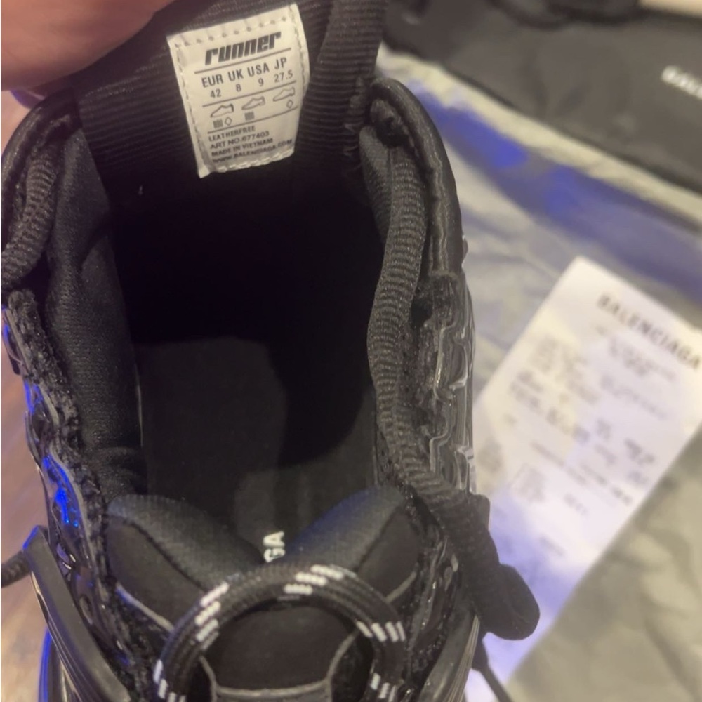 Balenciaga Runners - Picture 2 of 7